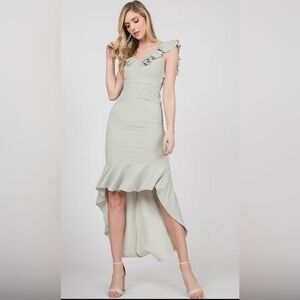 1075. Chic High-Low Fishtail Sleeveless Dress in Soft Green
